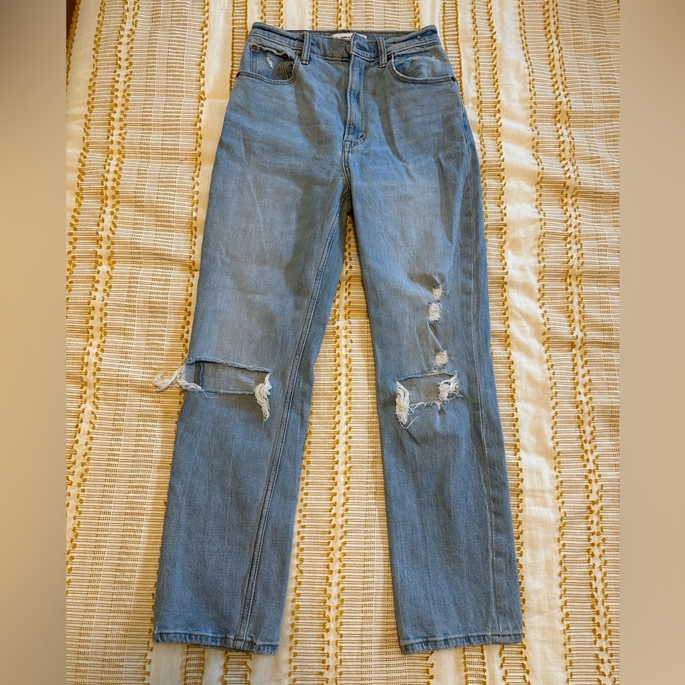 Abercrombie & Fitch Ultra High Rise Jeans